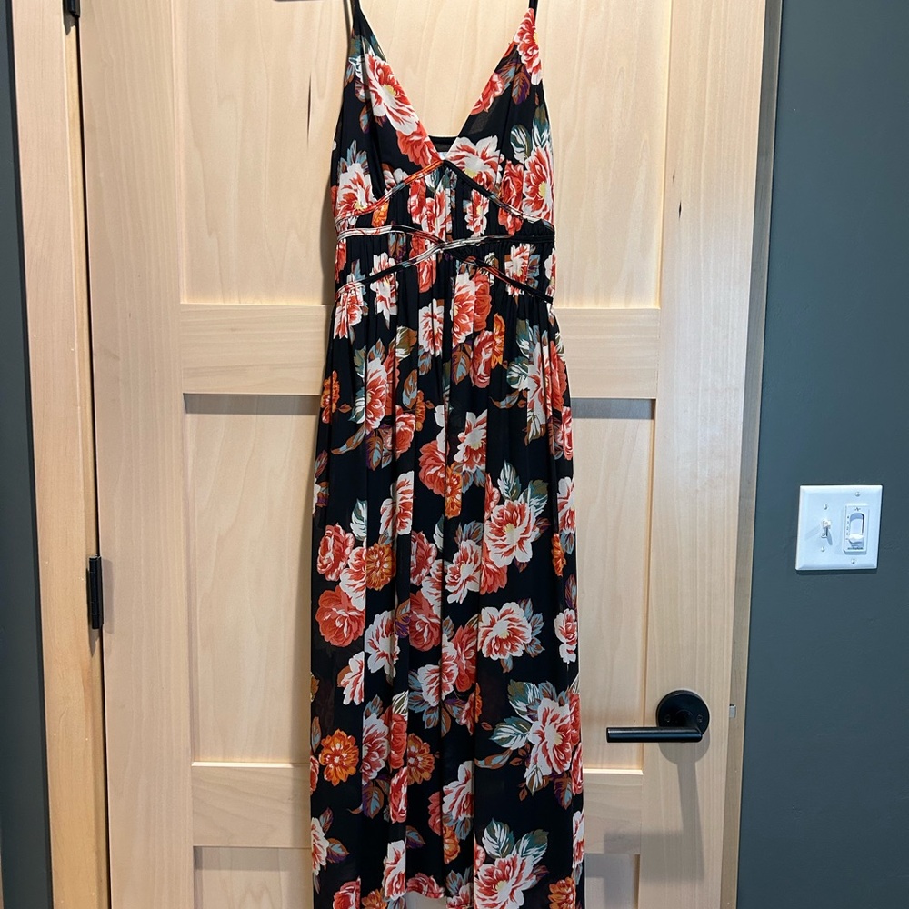 ASTR The Label - Floral Maxi Dress with Red and Black Design